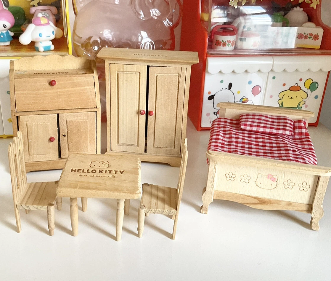 Hello kitty sales wooden dollhouse