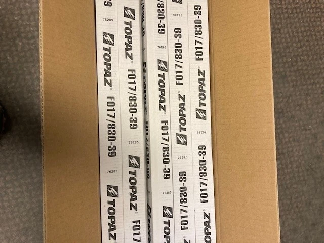 Topaz FO17/830-39 17 Watt 24" T8 Lamp (Case of 25) - Image 3 of 3