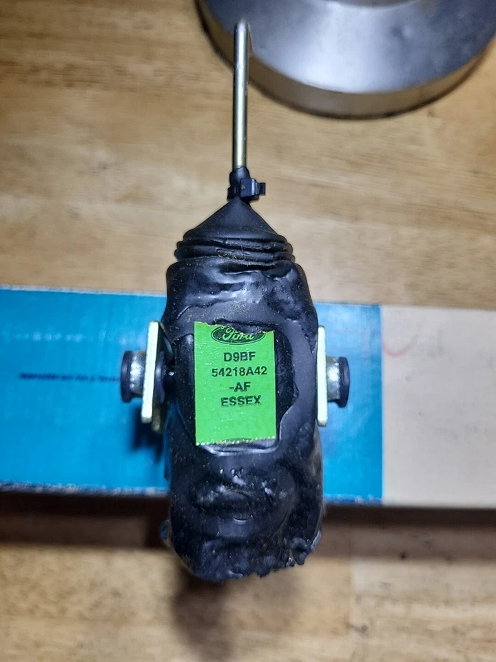 Ford Fairmont Fox 1979 nuevo de Lote Antiguo? PESTILLO ACTUADOR CERRADURA PUERTA ELÉCTRICA (LH) #D9BZ-36218A43-B Foto 3 de 3