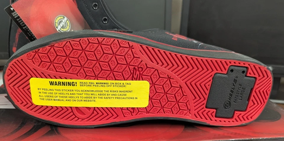 ZAPATILLAS HEELYS HUSTLE STARWARS DARTH VADER PARA HOMBRE *VER VARIACIÓN PARA TALLAS* Foto 3 de 4