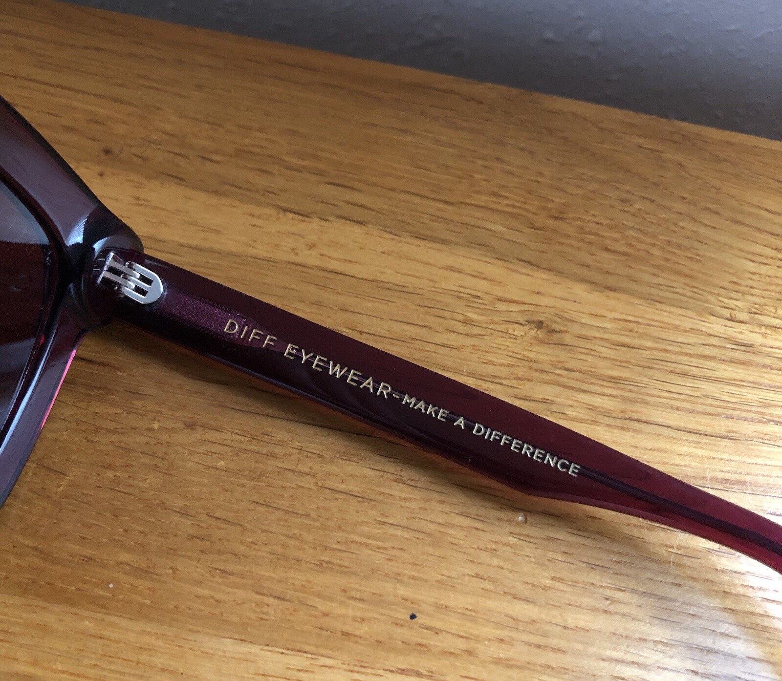 DIFF Purple CARSON Oversized Sunglasses DE01-0039… - image 9