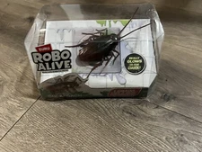 ZURU ROBO ALIVE Crawling COCKROACH Super Fast Super Gross Creepy Toy Roach New