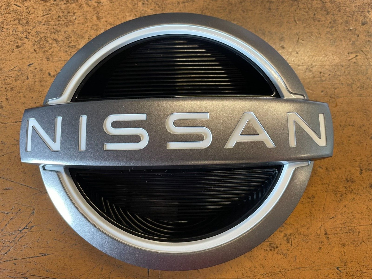 Nissan Frontier Emblem