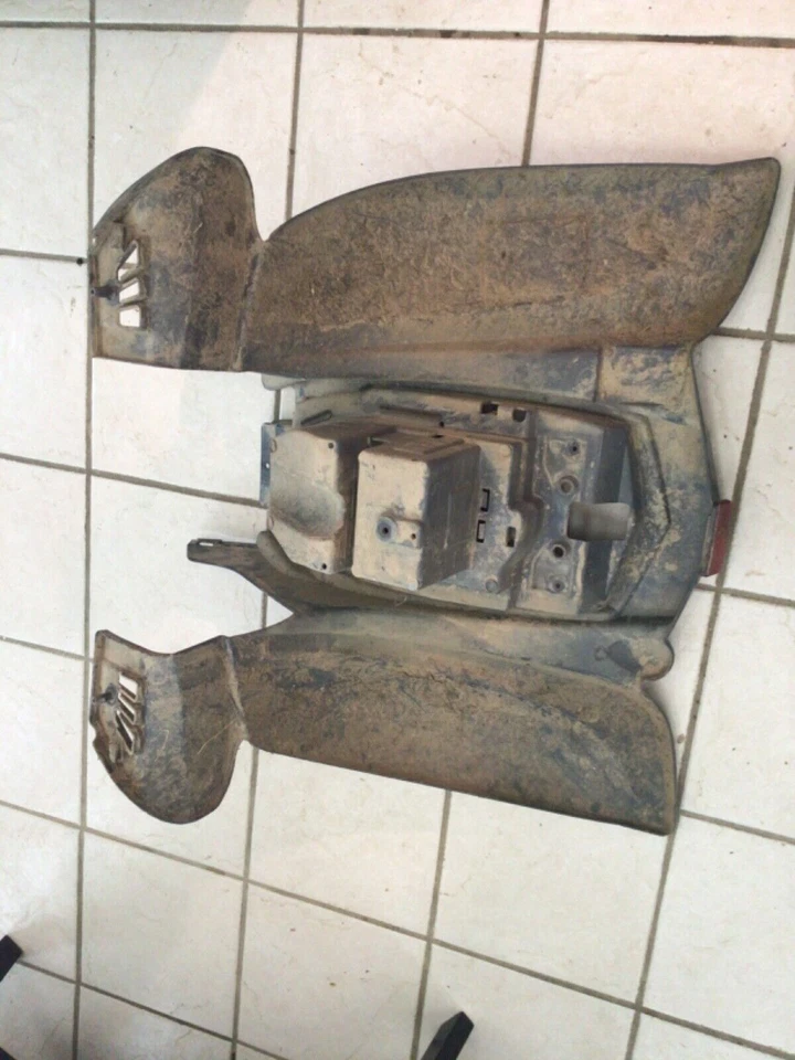 YAMAHA Raptor 80cc 后塑料 2003 2004 2005 2006 2007 2008 2009 2010 2011 — 第 3/4 张图片