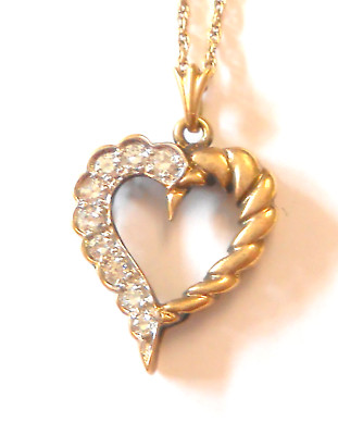 Vintage 14K Yellow Gold Open Heart Shape 9 Diamonds Pendant 22'' Necklace