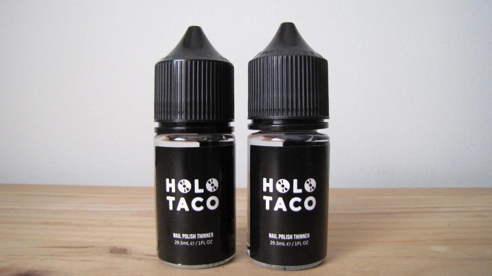 Holo Taco 2x Nail Polish Thinner to restore old thickened nail varnish - New
Opens in a new window o