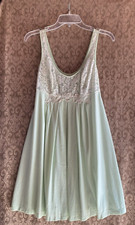 Kayser Mint Green Nylon Nightie Nightgown VINTAGE Lingerie Size 34