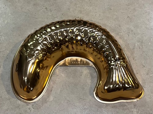 VTG-Copper Metal Fish-Shaped Jello Mold Food Theme