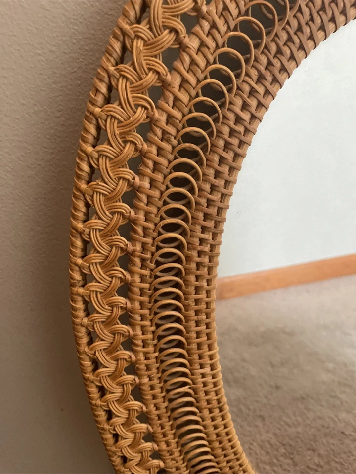 ESPEJO DE PARED OVALADO NATURAL RATÁN DE COLECCIÓN HONG KONG, 22" X 17,5" REGENCIA Foto 2 de 4