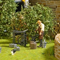 Busch 79856 - 1/87 / H0 Action Set: Feldschmiede - Neu