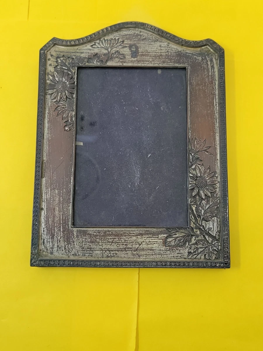 Metal Antique Collectible 1920-1949 Time Period Manufactured