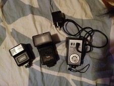 Lot Vintage 35mm Camera Electronic Flashes Kinetic Focal GE Flashpack Model II