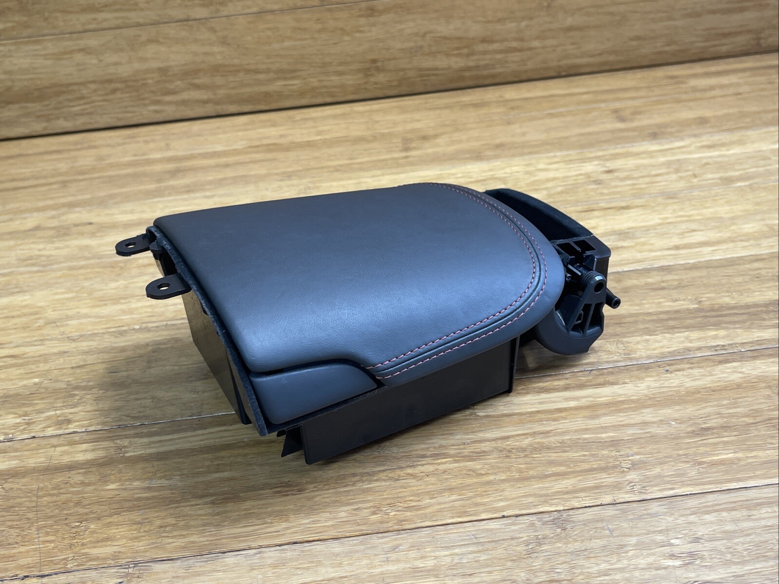 2009-2015 Audi R8 42 Spyder Center Console Box Storage Compartment OEM