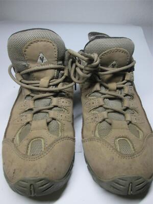 Vasque Womens Size 8M Sneakers Beige Leather Vibram Gore-Tex Logo Tie Active