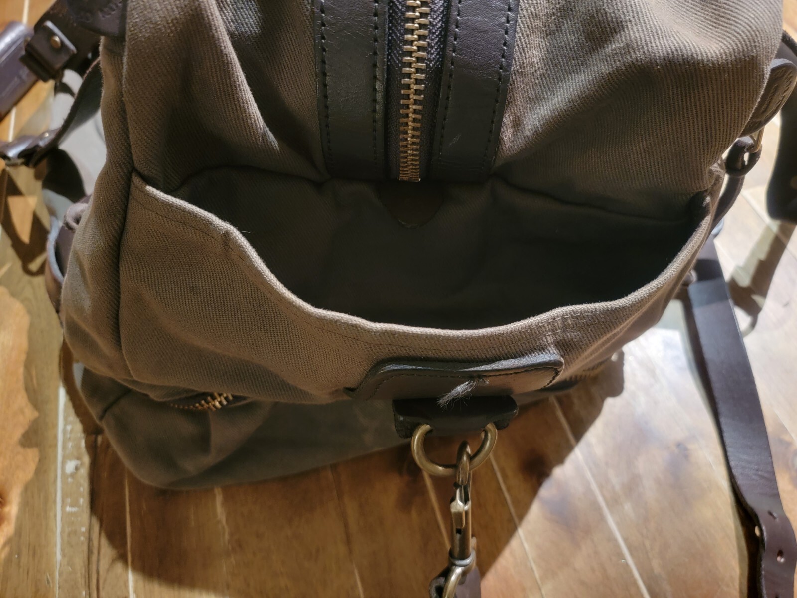 Filson Extra Large Rugged Twill Outfitter Bag Otter… Gem