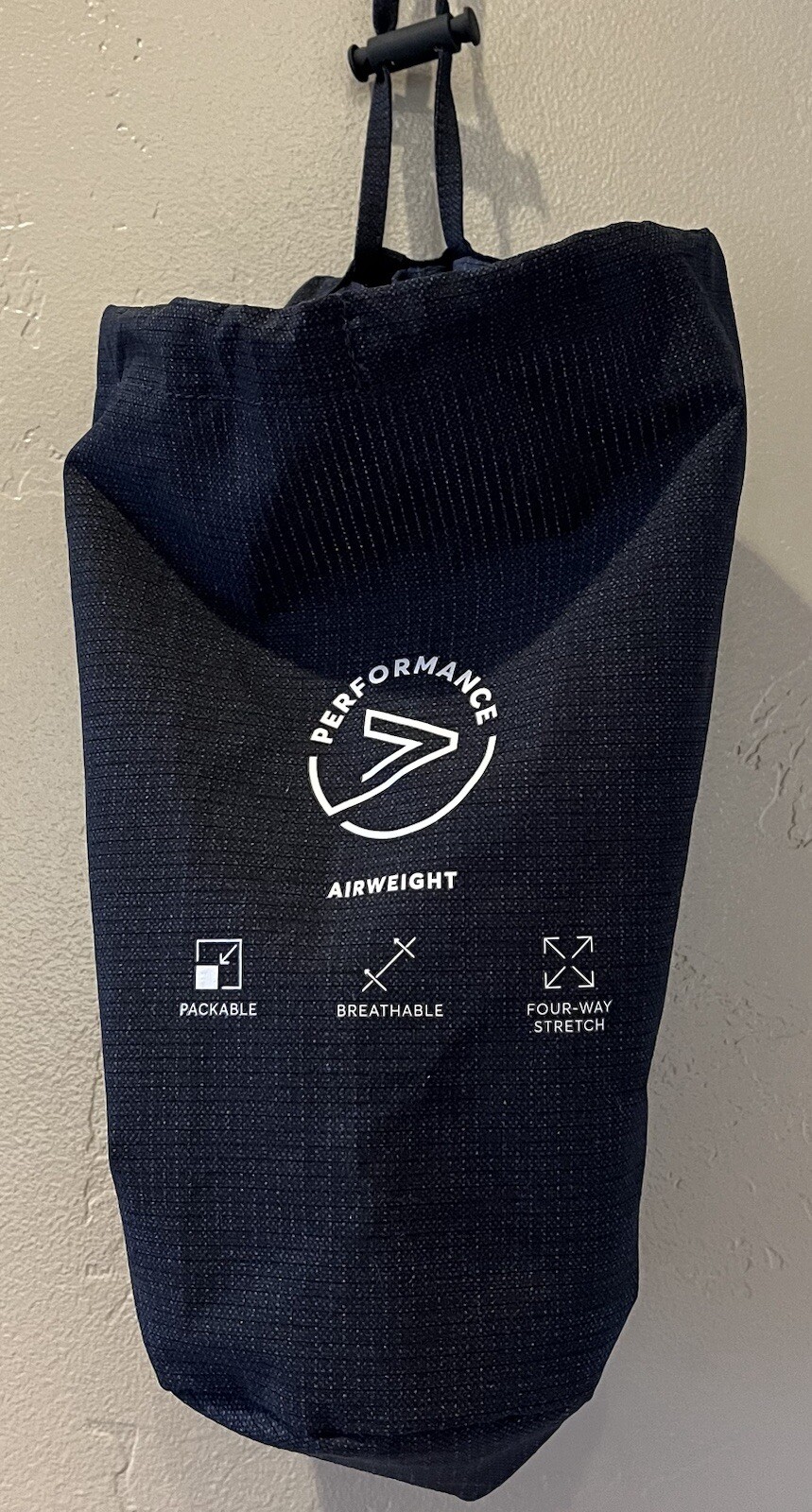 BOSS Performance Airweight Packable Zippered Jack… - image 9