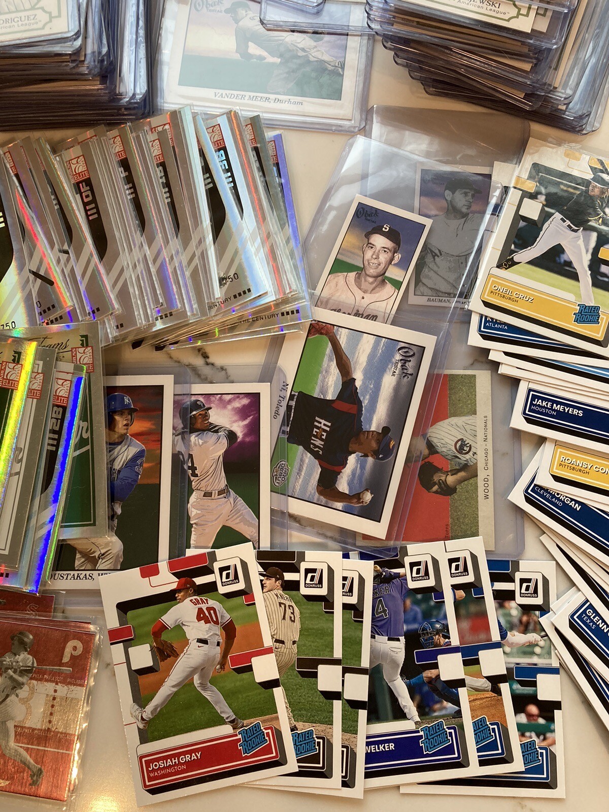 Huge Baseball Card Collection 2000 + DLots of ColorRookiesStarsHOF