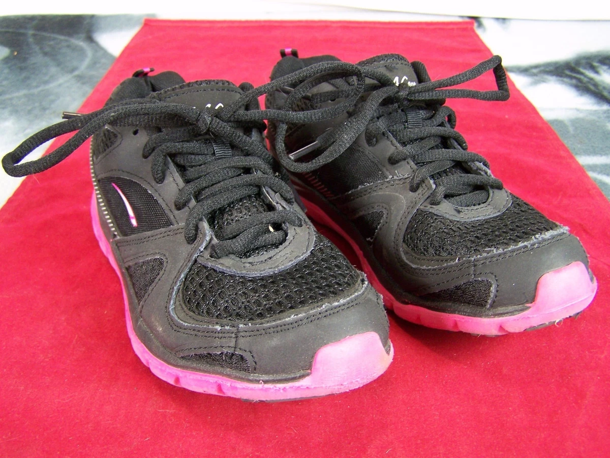 LA GEAR PINK BLACK SNEAKERS SHOES ATHLETIC ACTIVE WOMENS SIZE 4 35