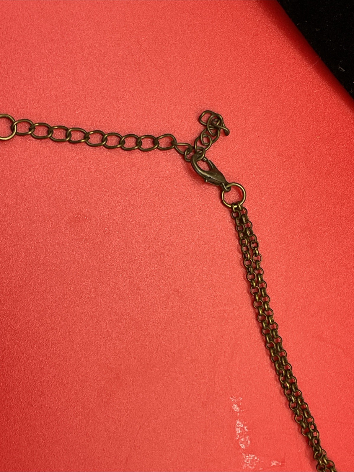 Contemporary Necklace with Interlocking HOOPS Gol… - image 2