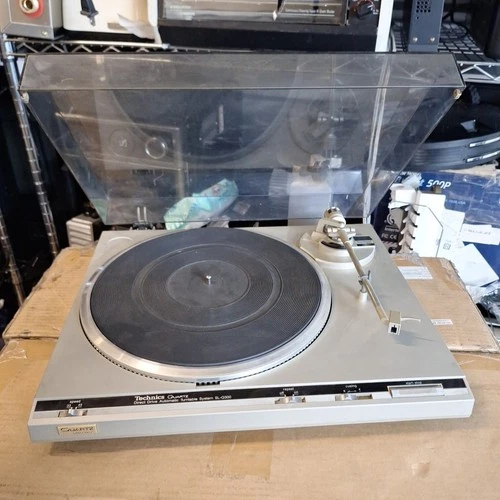 For Parts Technics Quartz SL-Q300 Automatic Direct Drive Turntable Turns On