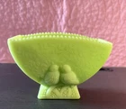 VTG Fenton Uranium Glows Green Custard Glass Lovebirds leaves Fan Planter Vase