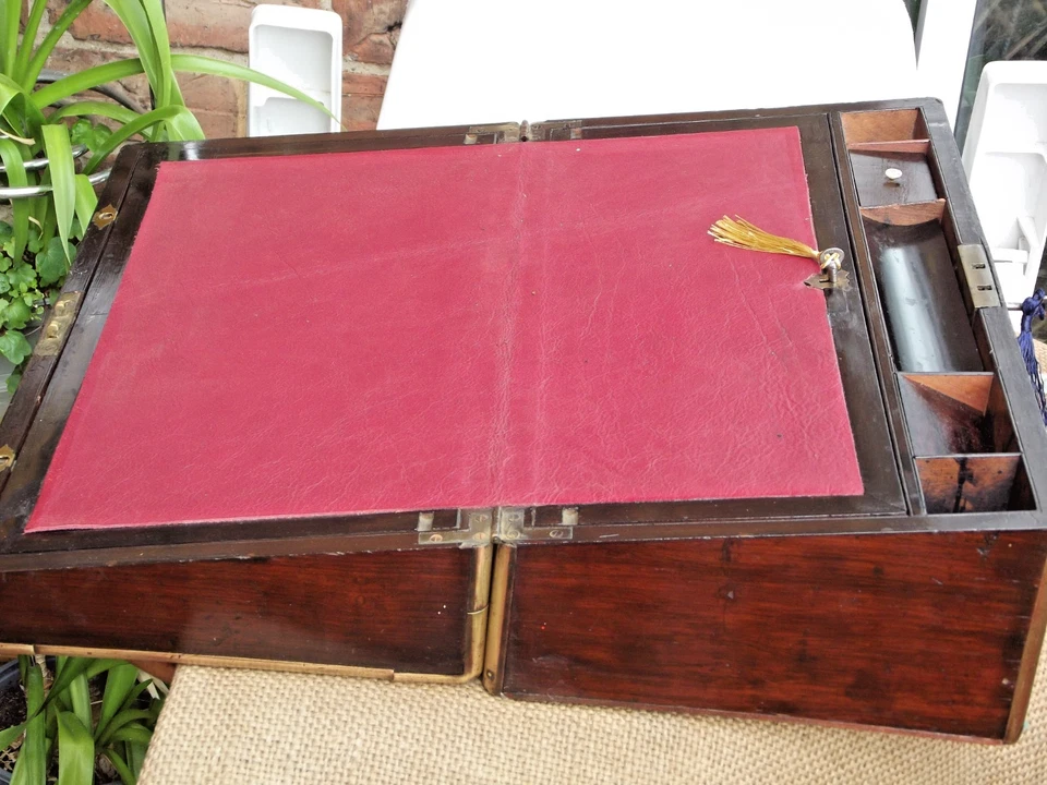 Brass edged Rosewood Writing Slope with 2 locks and keys and 3 secret drawers - Image 3 of 4