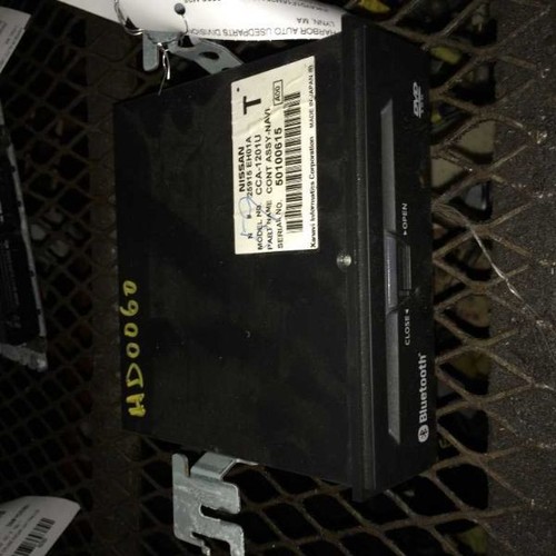 06 INFINITI M35 INFORMATION GPS TV SCREEN GLOVEBOX MOUNTED