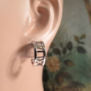 tiffanys hoop earrings