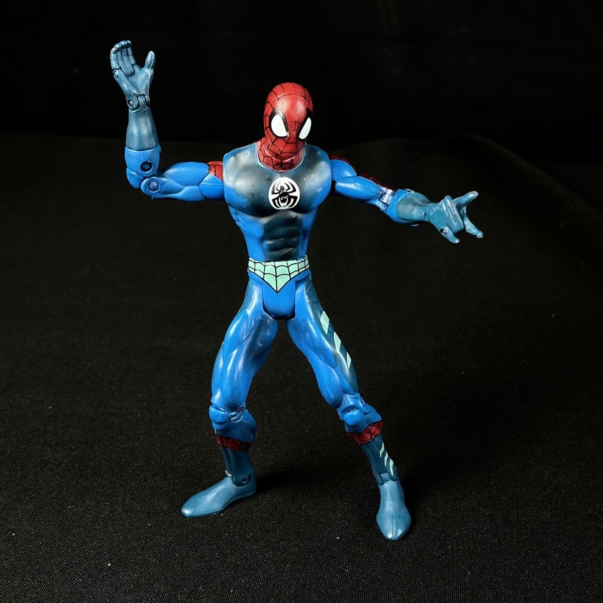2002 Toy Biz Spiderman Soak n Toss Action Figure Retro Marvel