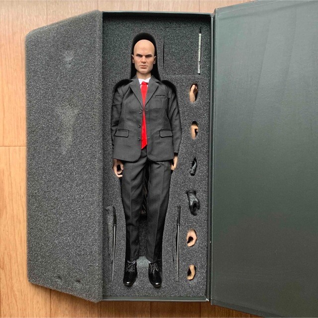 Dreamer Agent 47 Hitman 1/6 Action Figure one gun missing | eBay