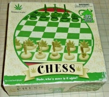 Stonerware Marijuana Chess Set 32 Smokin Pieces COMPLETE - ICUP