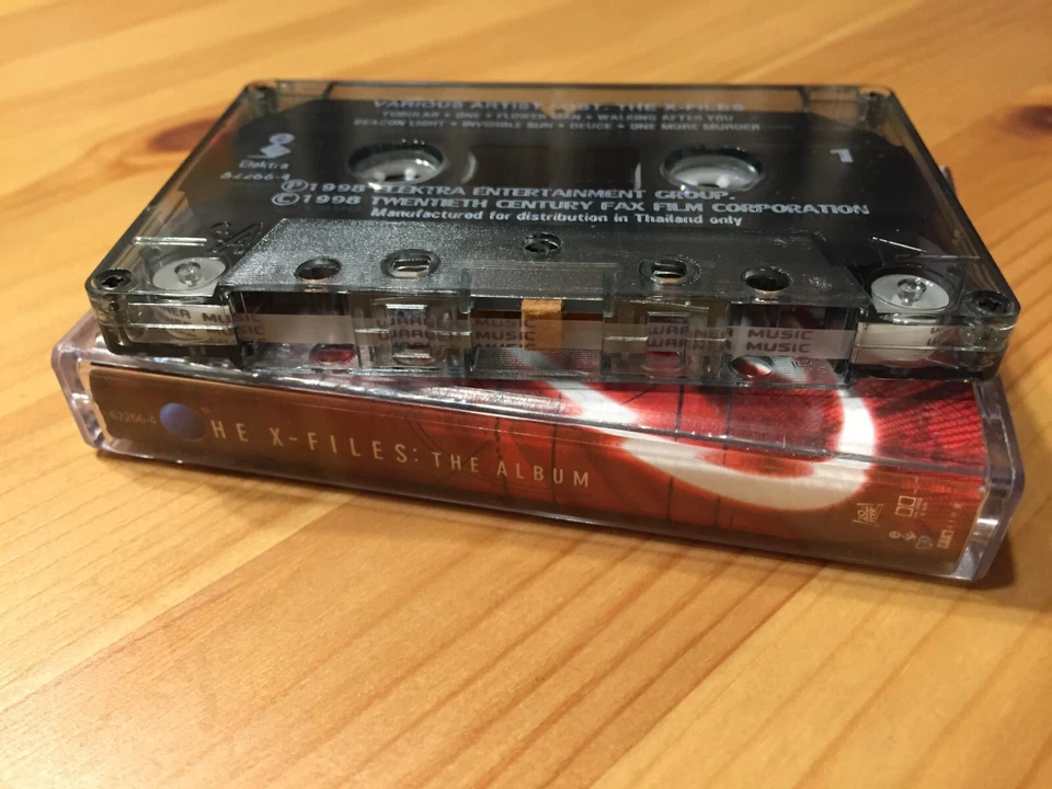 The X-Files: The Album OST Soundtrack Cassette Tape The Cure Foo Fighters Ween - Image 4 of 4