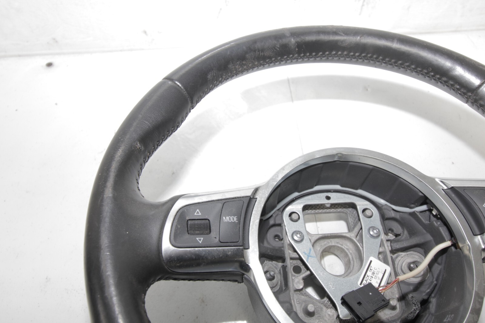08-13 AUDI R8 OEM WHEEL STEERING ASSEMBLY CONTROLS BARE BLACK SILVER COMPLETE 12
