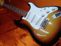 FENDER CUSTOM SHOP 65 STRATOCASTER RELIC electric guitar