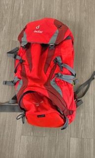 Deuter Aircomfort 24 S Tagesrucksack/Rucksack 24 L Hüftgurt rot/grau