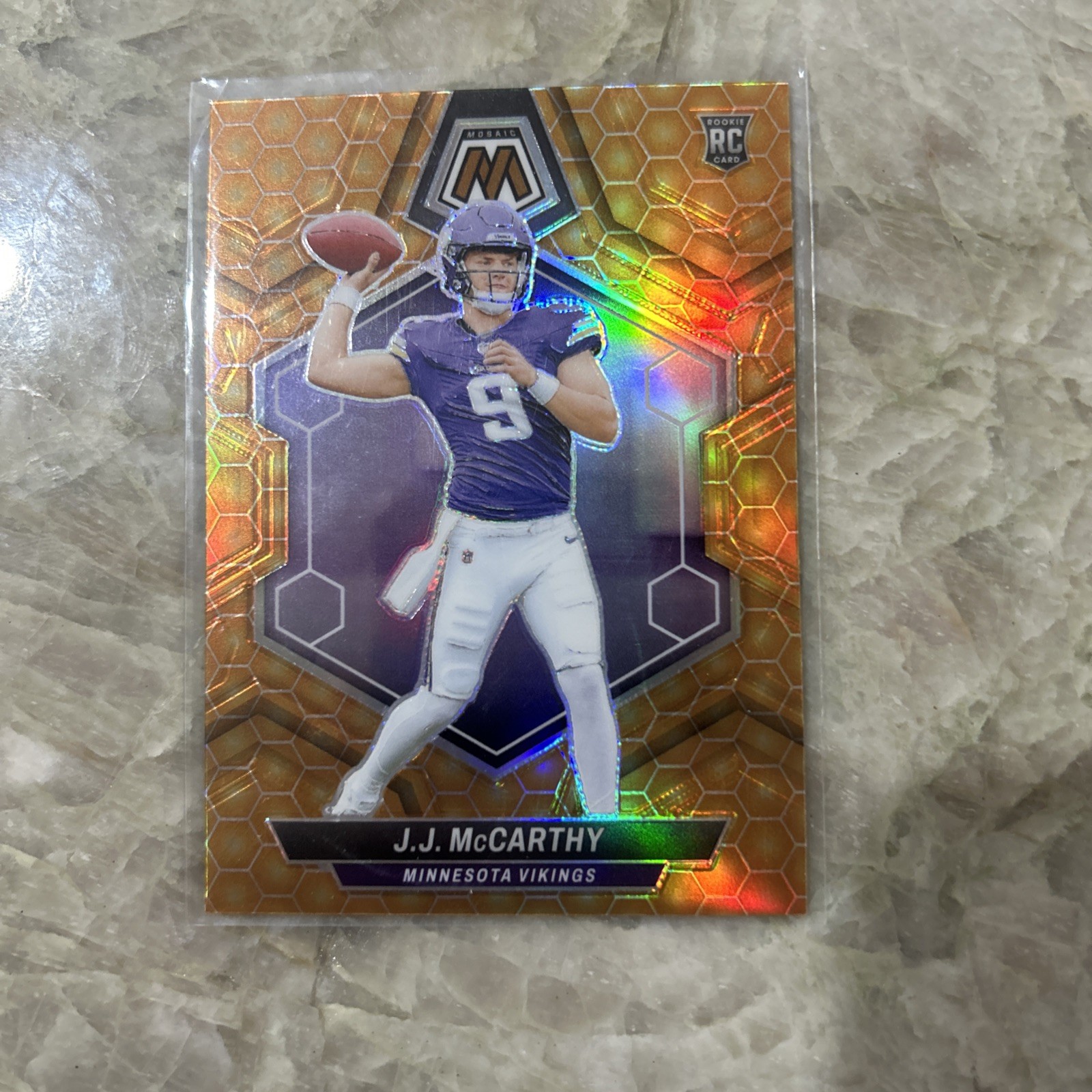 2024 Panini Mosaic - Rookies J.J. McCarthy #310 Honeycomb Prizm (RC)