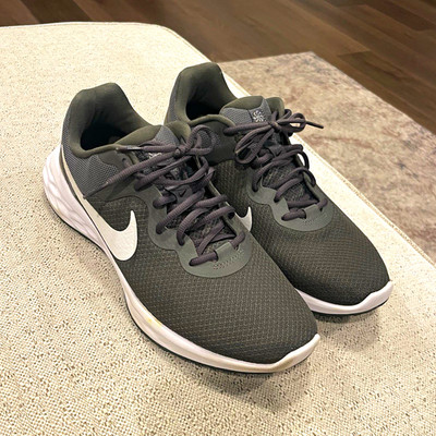 Nike Men s Revolution 6 Iron Grey Low Top Lace Up DC3728-004 NO BOX