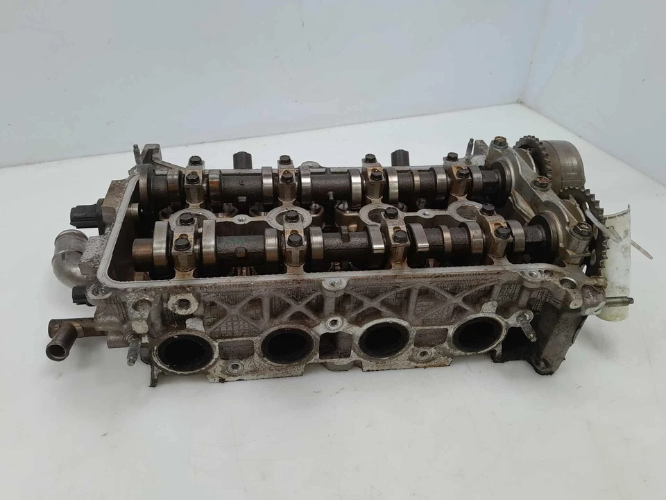 Culata motor Toyota Prius C 1,5 L 12-19 OEM 1110121080 Foto 4 de 4