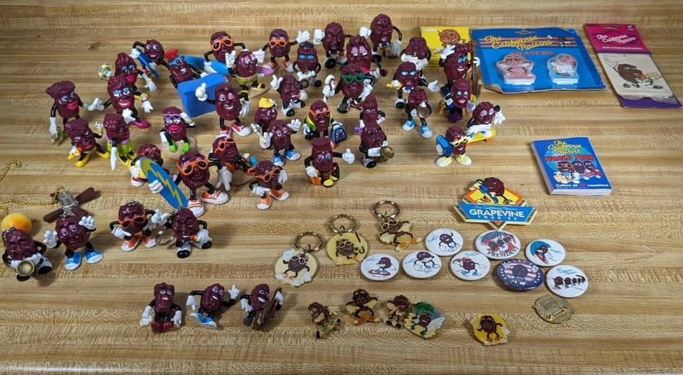 Lote de pasas de California prendedores de colección llaveros tarjetas coleccionables 1987-88 RARO Foto 2 de 4