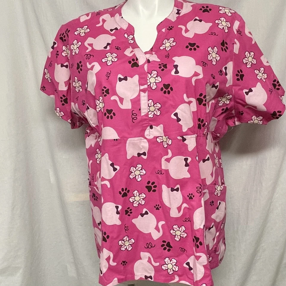 Sanibel Scrubs Nurse Scrub Top Woman’s 2 pockets Cat Bow Paws Pink 4XL New - Image 2 of 4