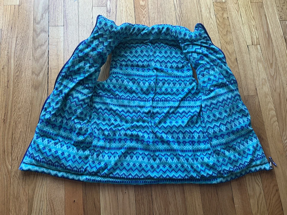 Chaleco acolchado reversible Columbia para mujer talla L (14-16) diseño tribal púrpura/verde azulado Foto 4 de 4