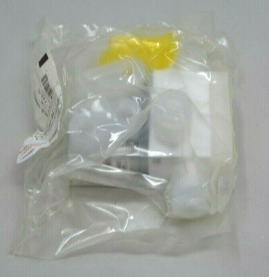2330132-01 / VALVE A55M-2A-2IACB-V468MPH / LAM RESEARCH CORPORATION