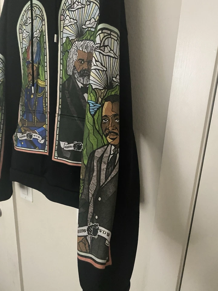 Sudadera con capucha Who Decides War X Barriers 2XL ligeramente usada Foto 4 de 4