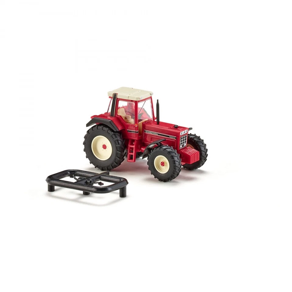Wiking 039701 HO 1:87 1981-85 IHC 1455 XL Tractor - Image 2 of 4