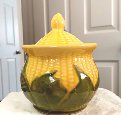 Vintage SHAWNEE USA POTTERY Corn King * Sugar Bowl & Lid * No Damage