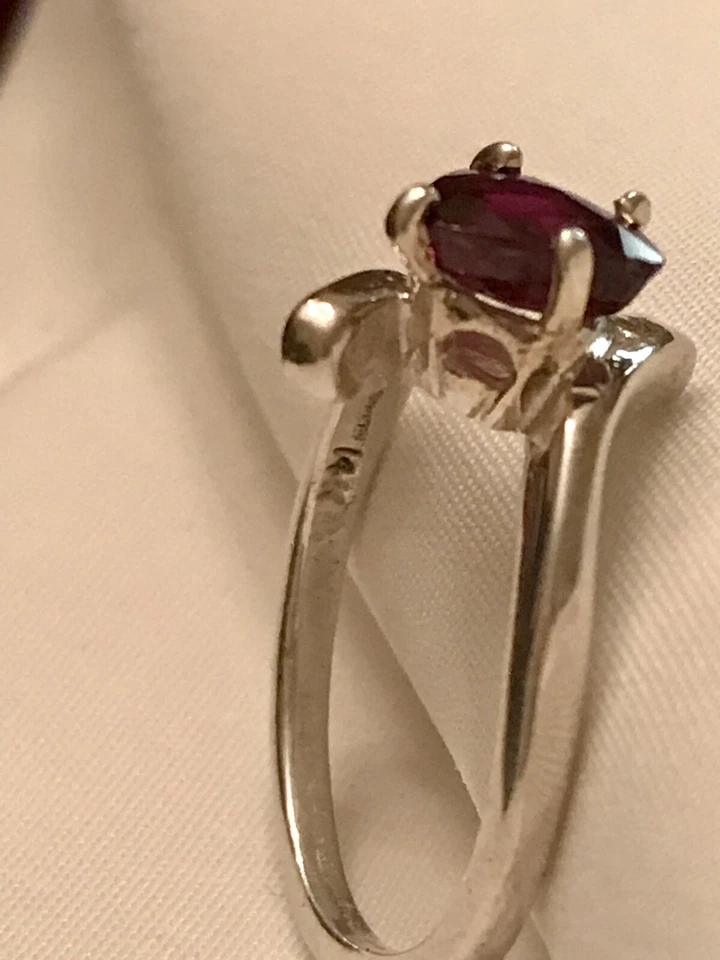 .5 Carat Pear Cut Ruby in 14K Gold Ring Size 6 - Image 3 of 4