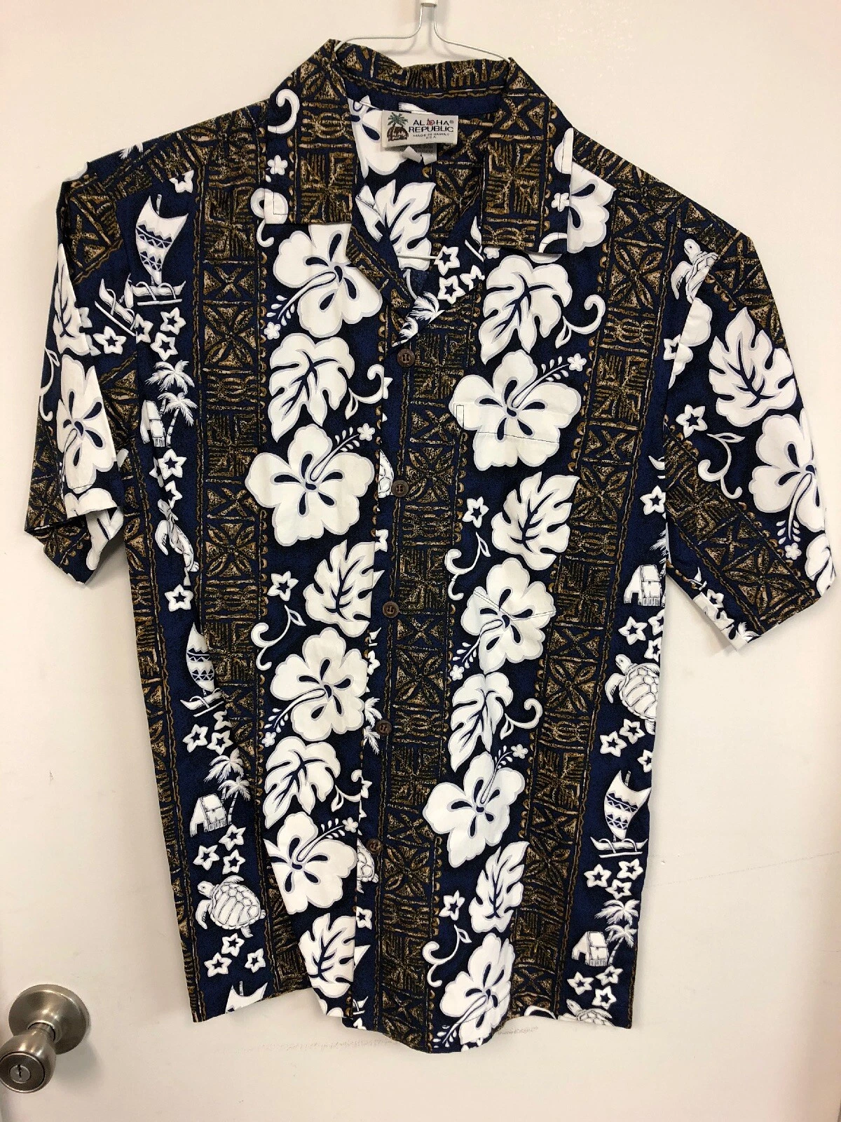 Vintage Aloha Republic Hawaiian Shirt Made In Hawaii 100% Cotton Size small