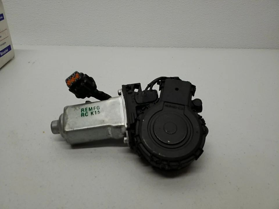 Motor de ventana eléctrica remanufacturado 47-13049 A1-CARDONE se adapta a Infiniti G35 2003 Foto 4 de 4