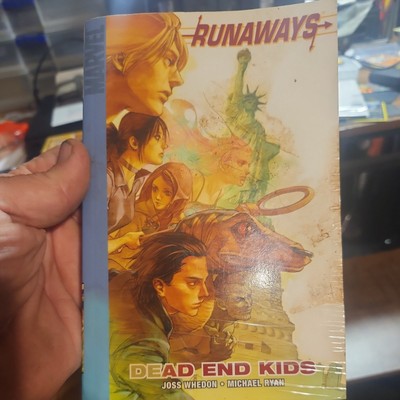 Runaways Volume 8 Dead End Kids Col #25-30 Marvel Comics Trade Paperback TPB