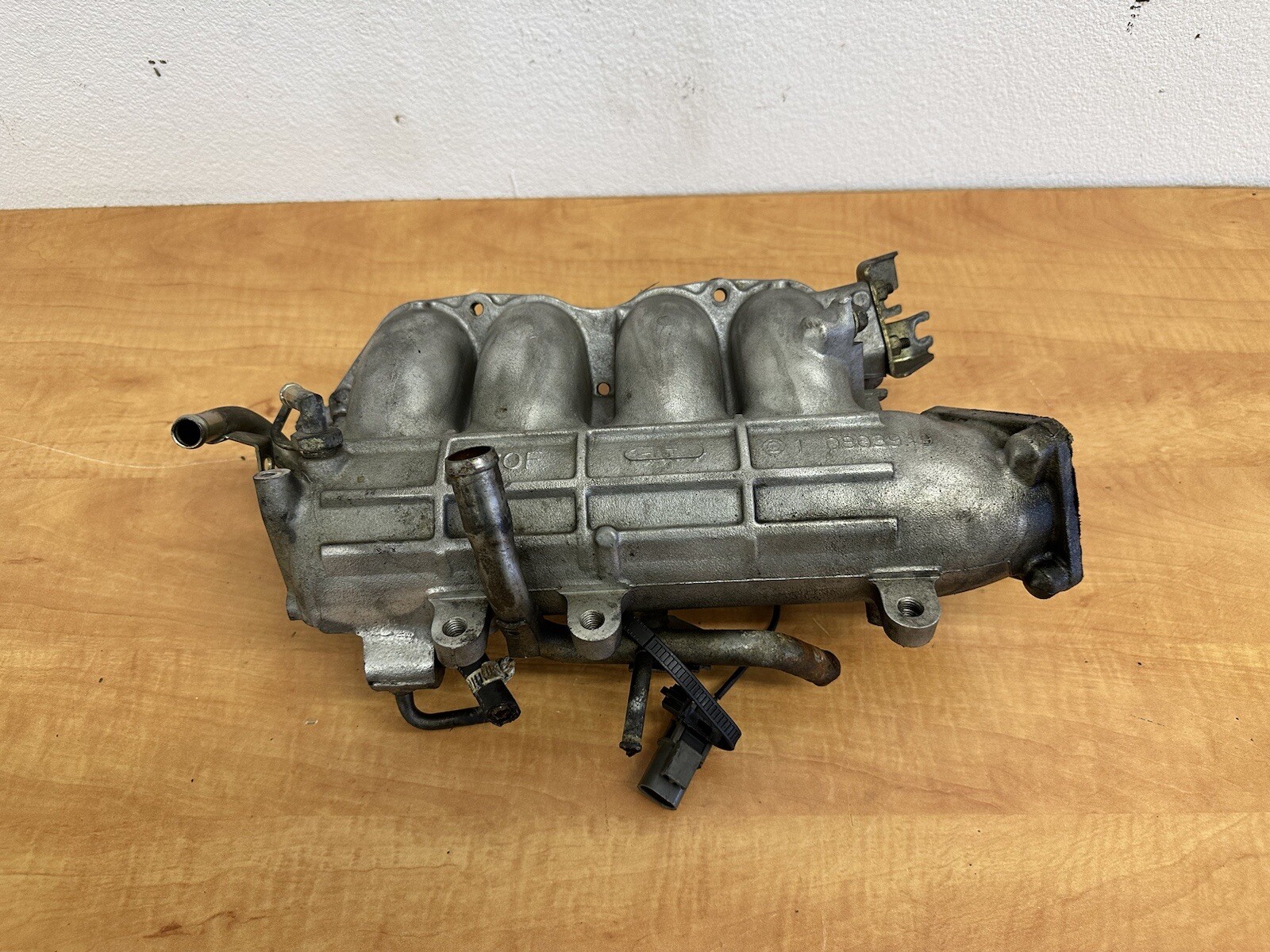 9596 Nissan 240sx S14 OEM KA24DE Lower Intake Manifold 70F eBay